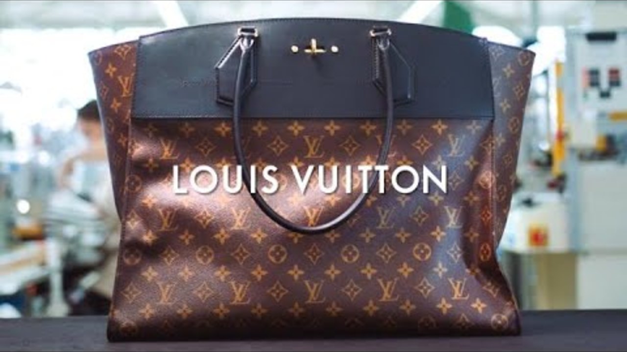 Letters on Leather | The Art of Craftsmanship | LOUIS VUITTON
