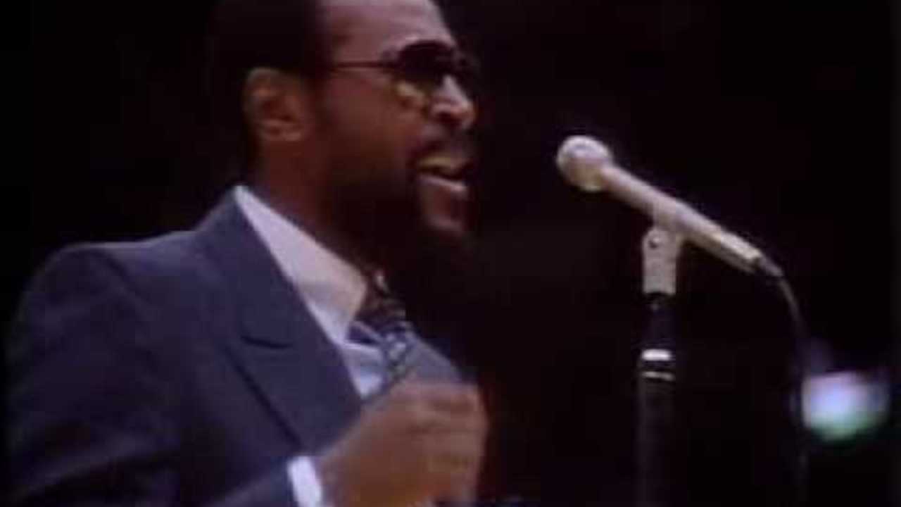Marvin Gaye sings American National Anthem