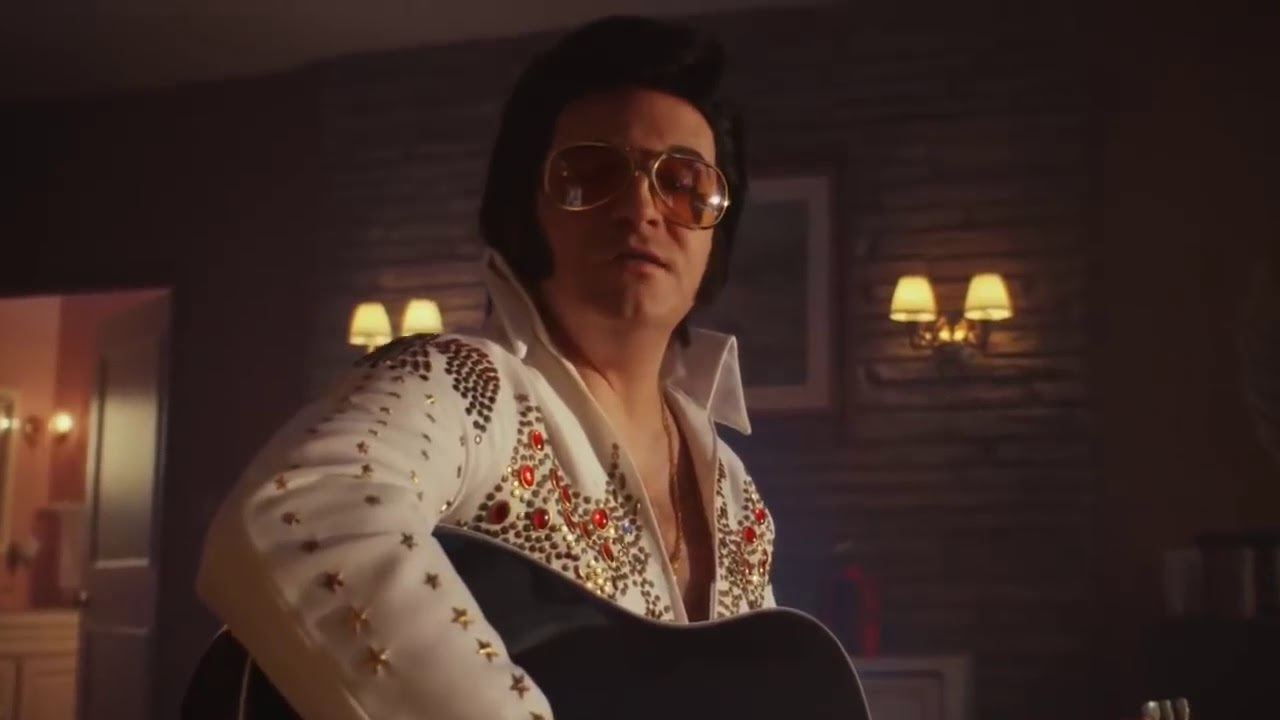 Funny Commercial Ads 2018 - Apple - Elvis Presley A little company