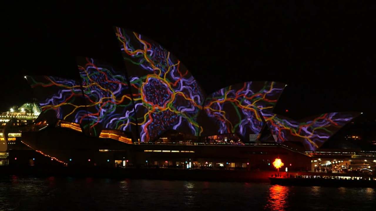 Sydney Opera House / Lighting the Sails 2015 / Living Mural