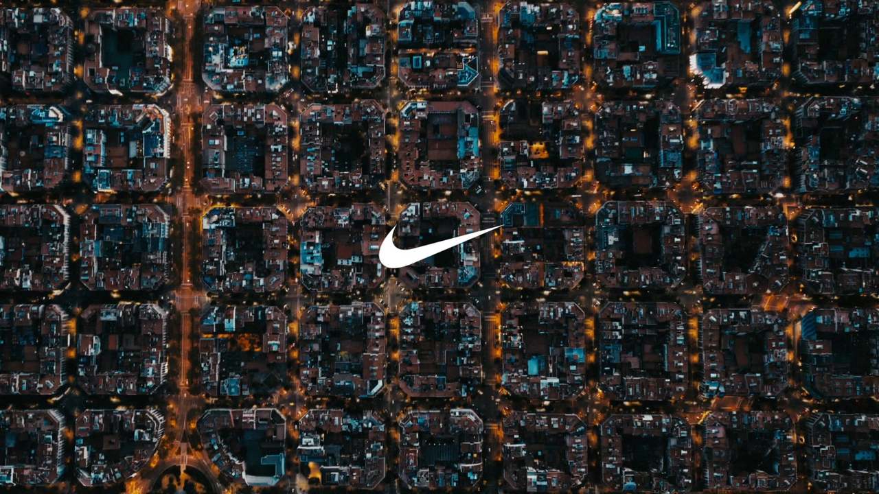 Nike - The Ball Makes Us More. Feat. F.C. Barcelona